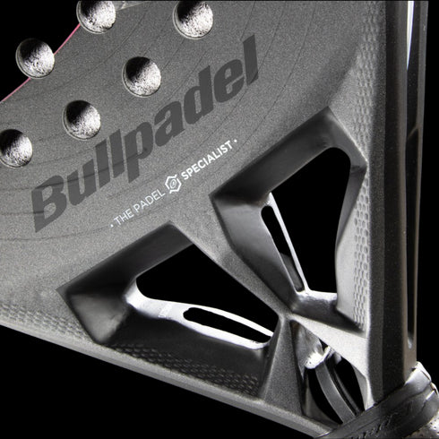 Pala Bullpadel Hack 04 Hybrid 2026 Paquito Navarro